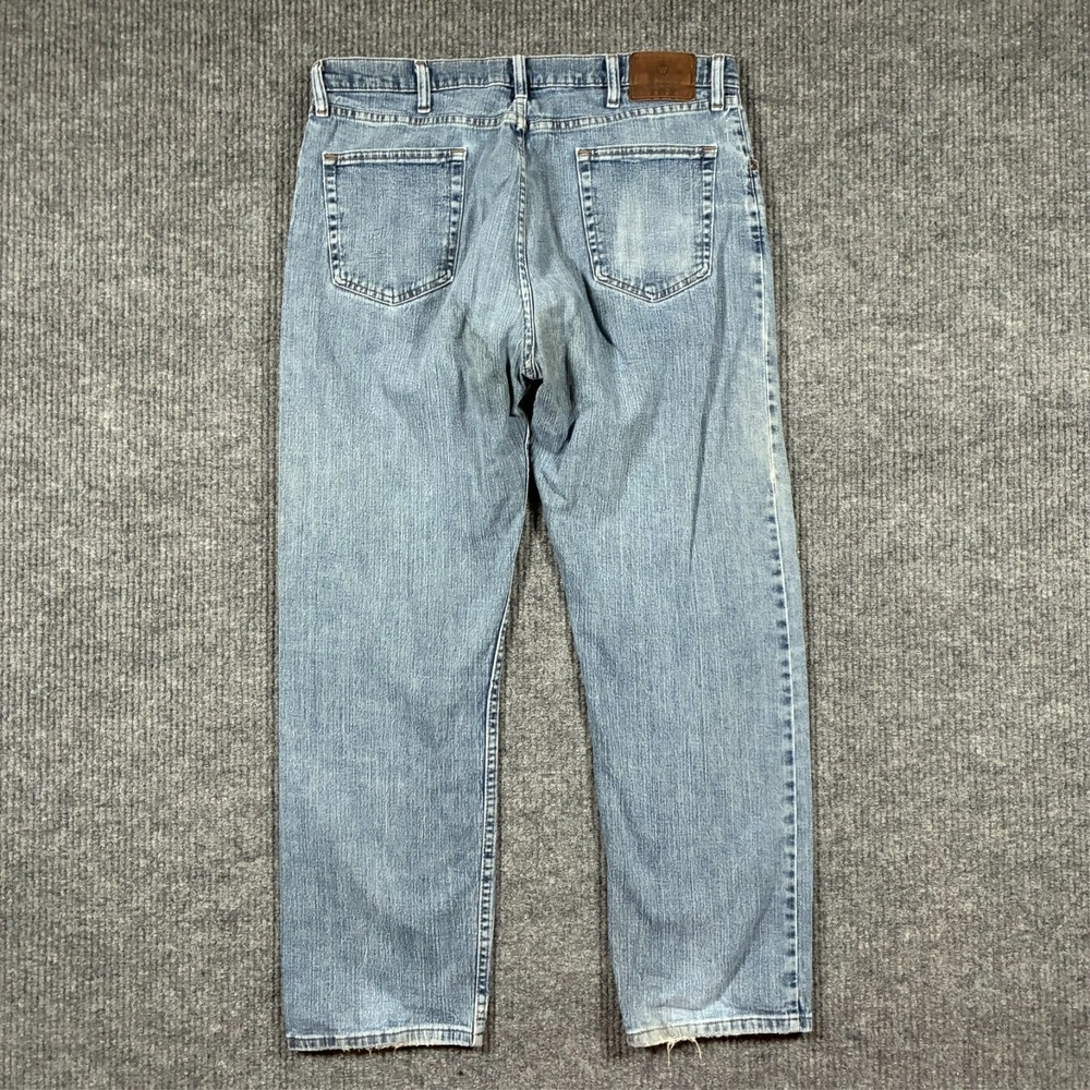 Wrangler Mens Straight Leg Jeans 38x30 Regular Fit Light Wash Denim Mid Rise - Picture 2 of 12